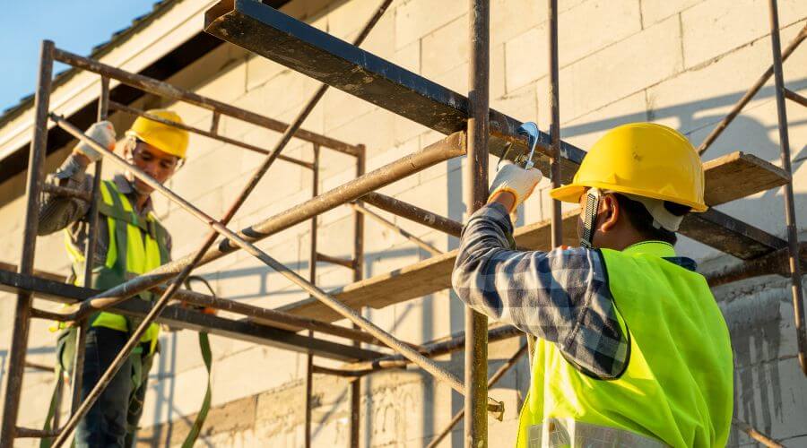 Expert flood damage restoration services in Waynesburg, KY